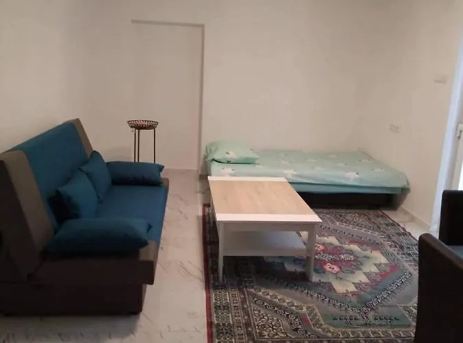 Appartement By The River